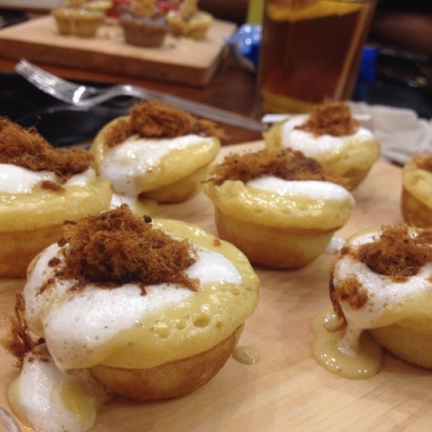 Instagram media by eathappens - #Repost @befolks ・・・ Floss cubrits! #kulinertebet #culinaryjakarta #jakartaculinary #yummy #foodgasm #foodporn #fooddiary #foodie #kulinerjakarta